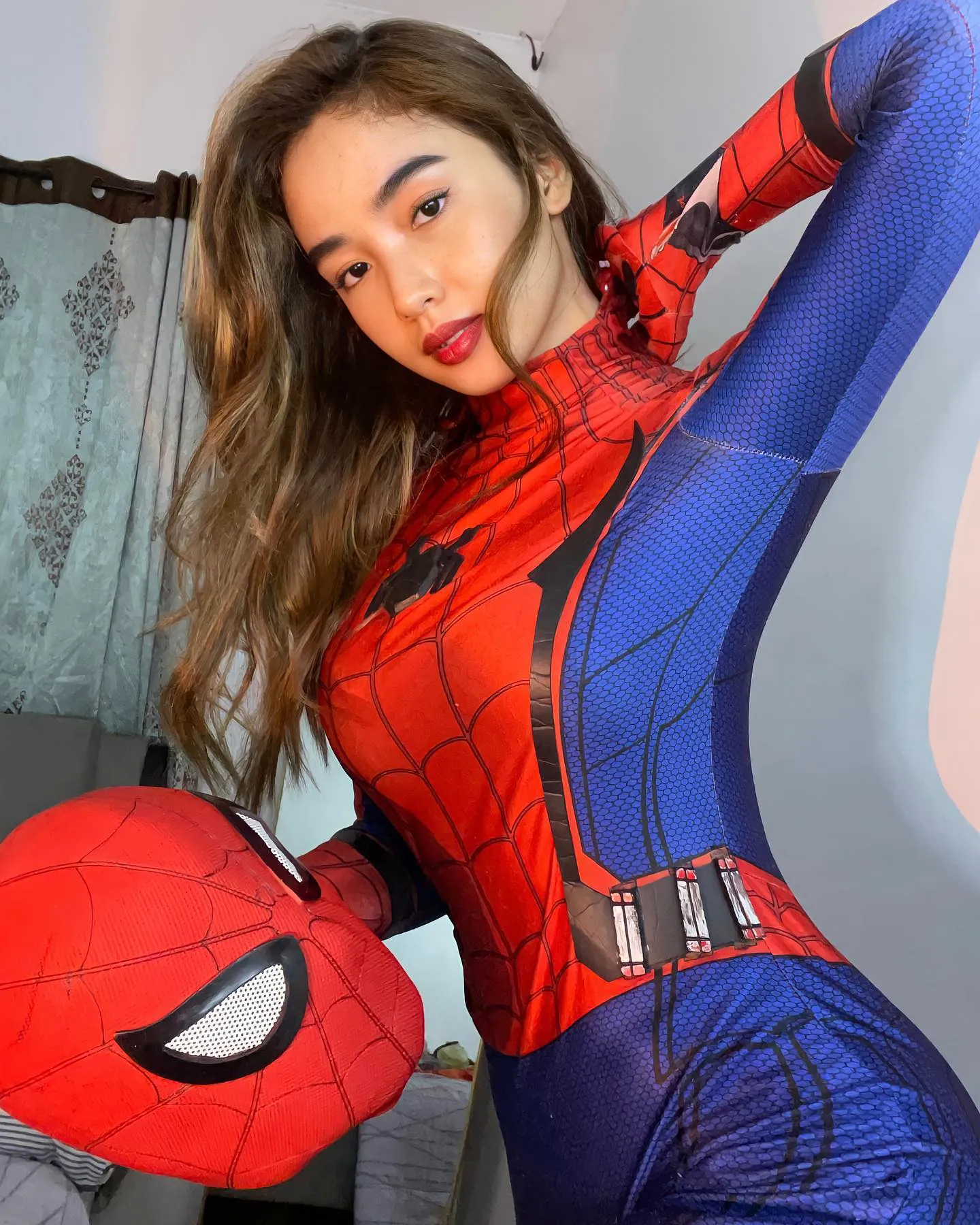 Francine Esclanda - francine-esclanda-sexy-3.webp